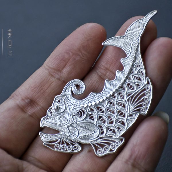 Pure Silver Brooches & Pins - Capricorn Fish - 画像 (3)