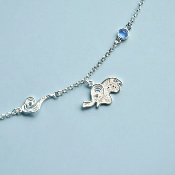 Pure Silver Bracelet - Auspicious Elephant and Cloud - Imagen 3
