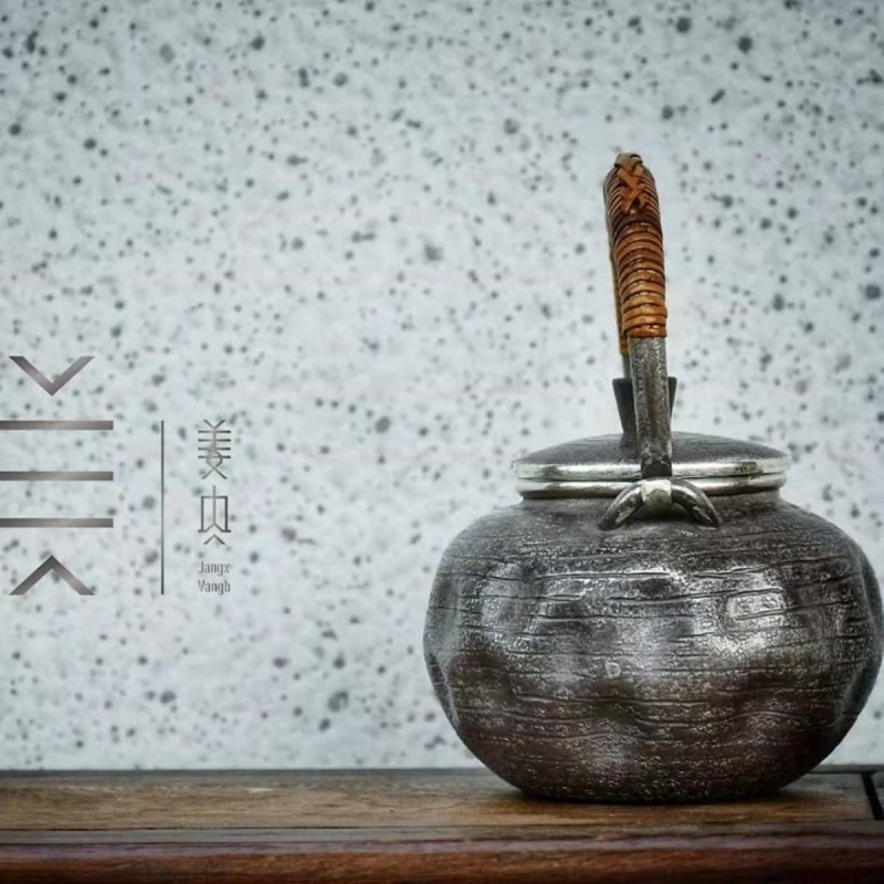 Pure Silver Teapot - Meteorite Craters - Image 3