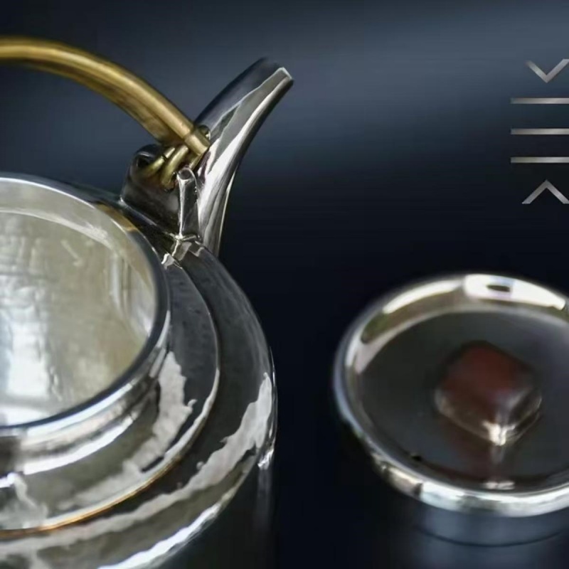 Pure Silver Teapot - The Bubbling Spring - Image 6